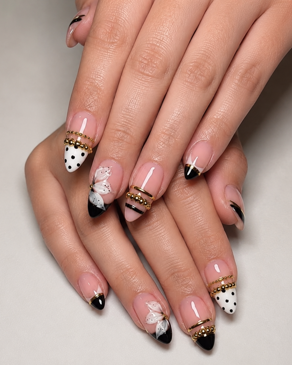 Chic Dots & Petals